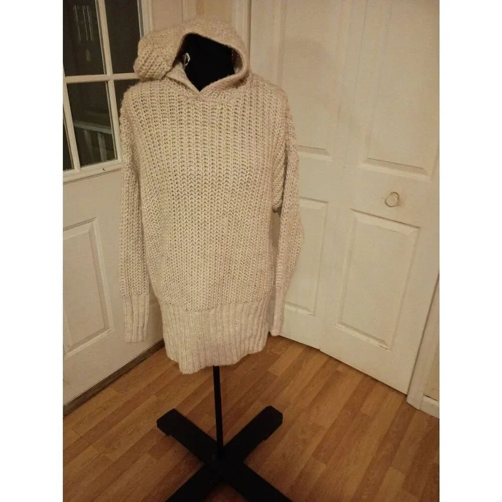 Medium H&M Chunky Knit Hoodie Sweater Acrylic Wool Alpaca Oatmeal Beige Oversize